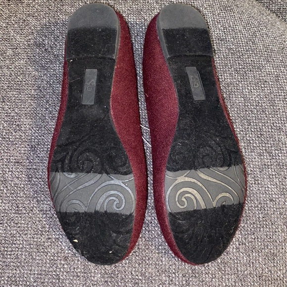 NWT flats from Kohl’s - Picture 2 of 2